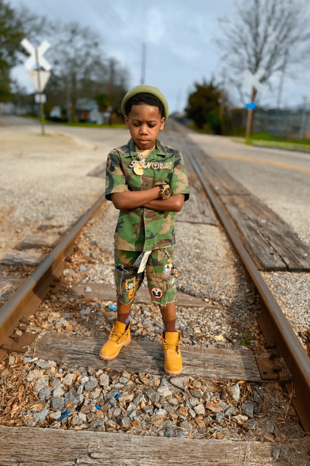 Kids War Angel Cargo Shorts (Vintage Camo) - Image 11