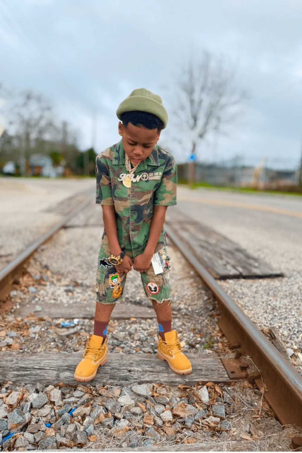 Kids War Angel Cargo Shorts (Vintage Camo) - Image 5