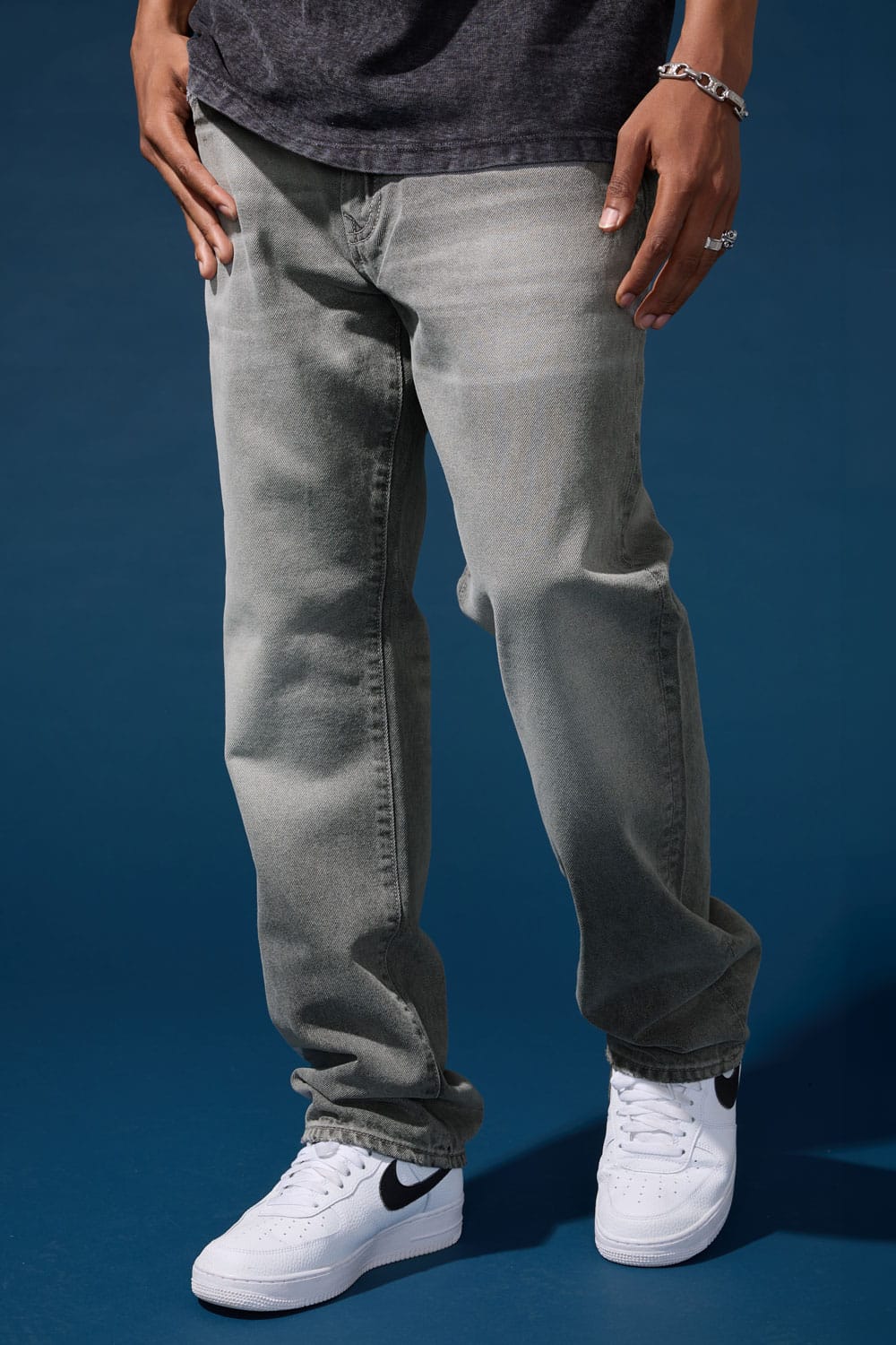 Relaxed & Clean Denim 3 Pack - Image 3